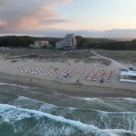 Allure Beach Resort Aparthotel Primorsko Ngoại thất bức ảnh